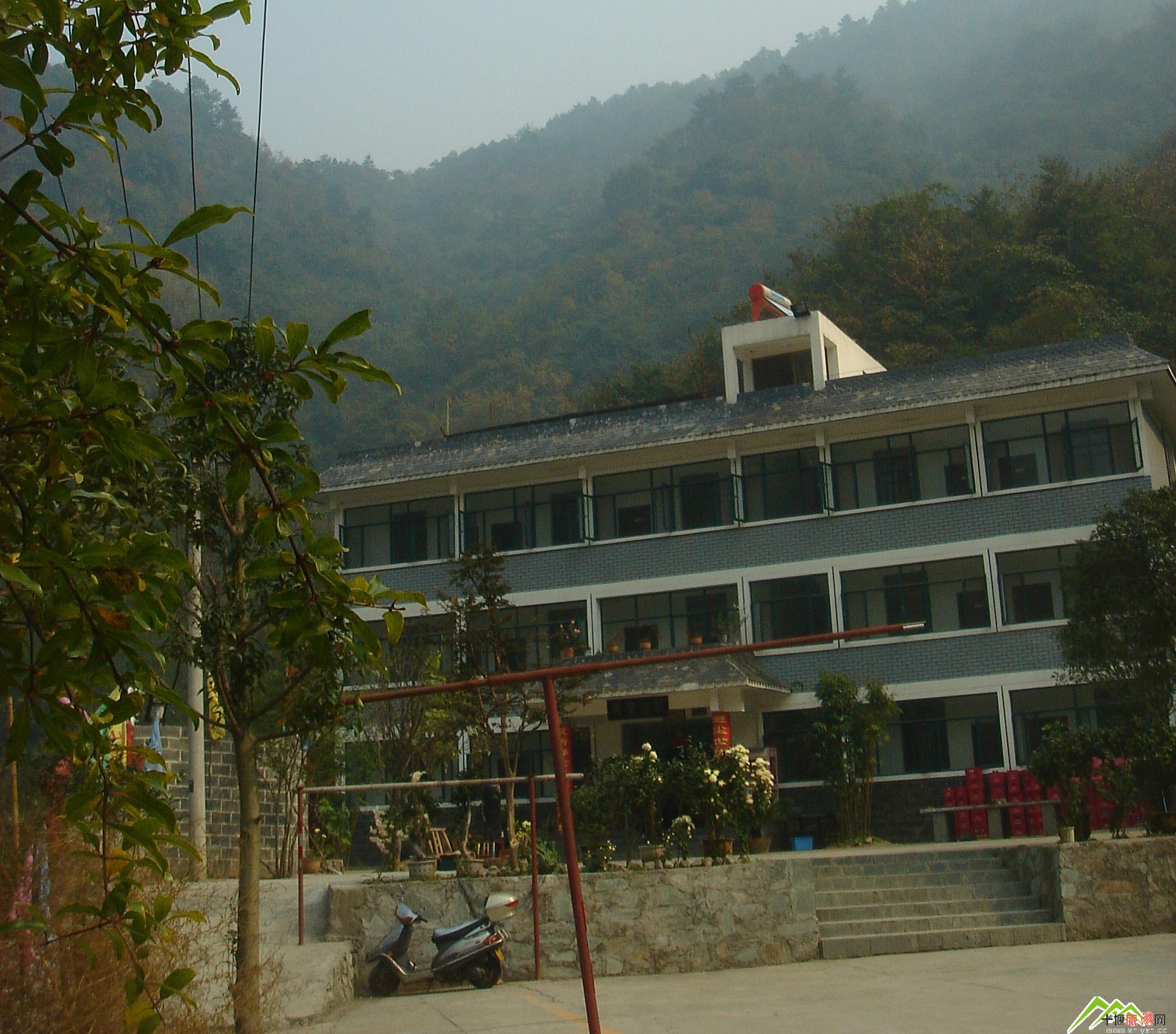 成都龙泉山庄人均消费_成都龙泉山庄